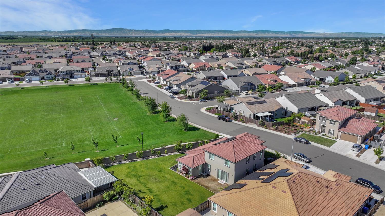 1898 Sanza Rd, Manteca, CA 95337