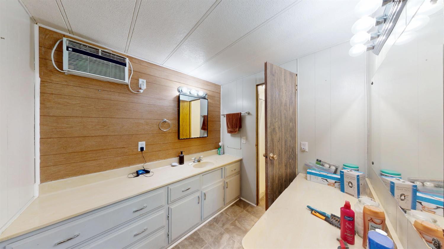 4125 McHenry Ave #18, Modesto, CA 95356