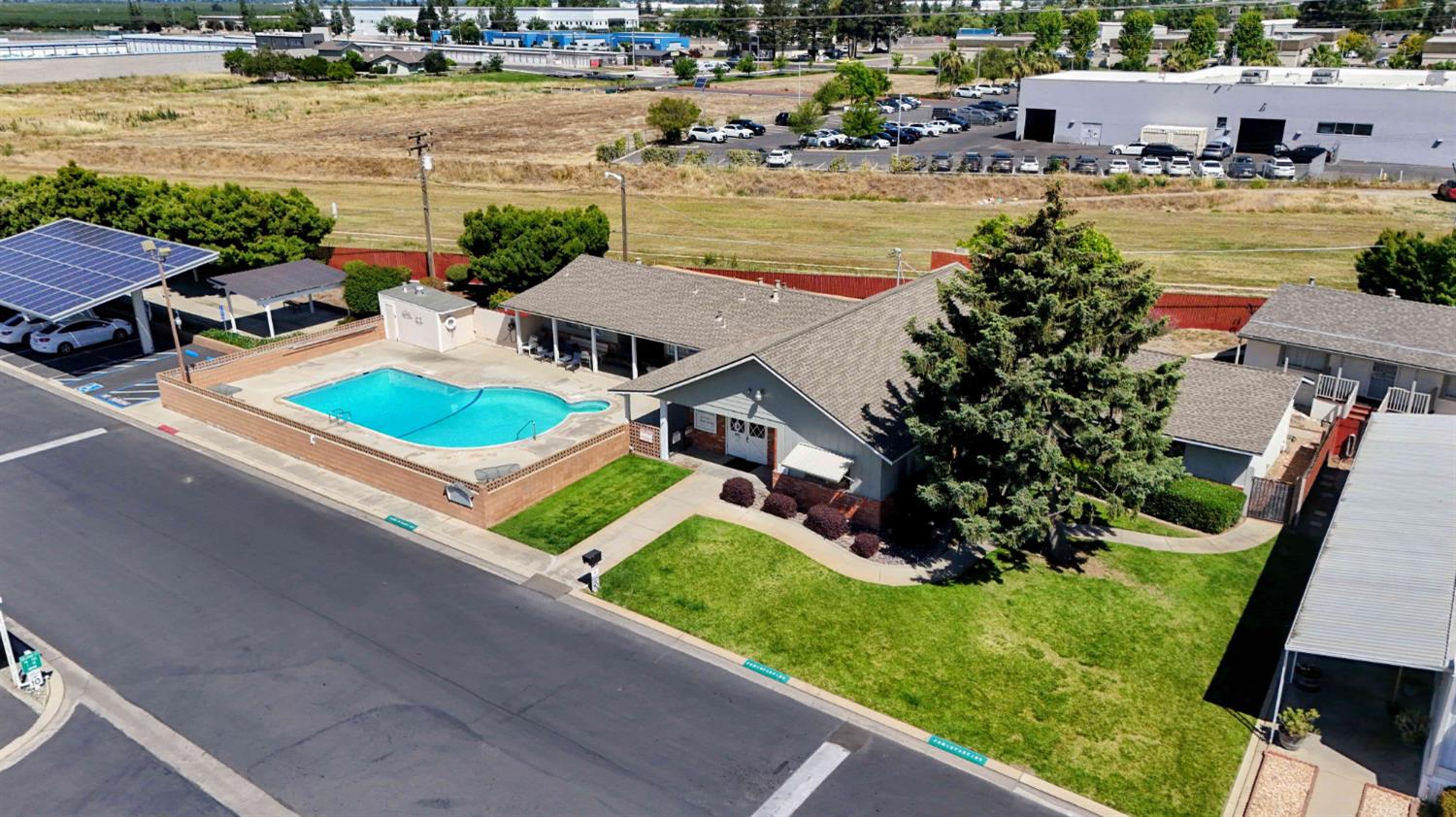 4125 McHenry Ave #18, Modesto, CA 95356