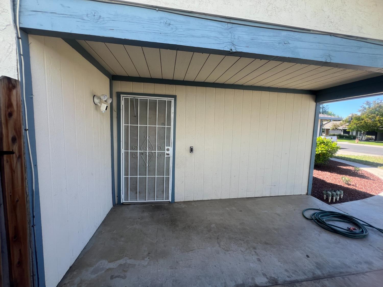 1048 Aspen Dr, Manteca, CA 95336