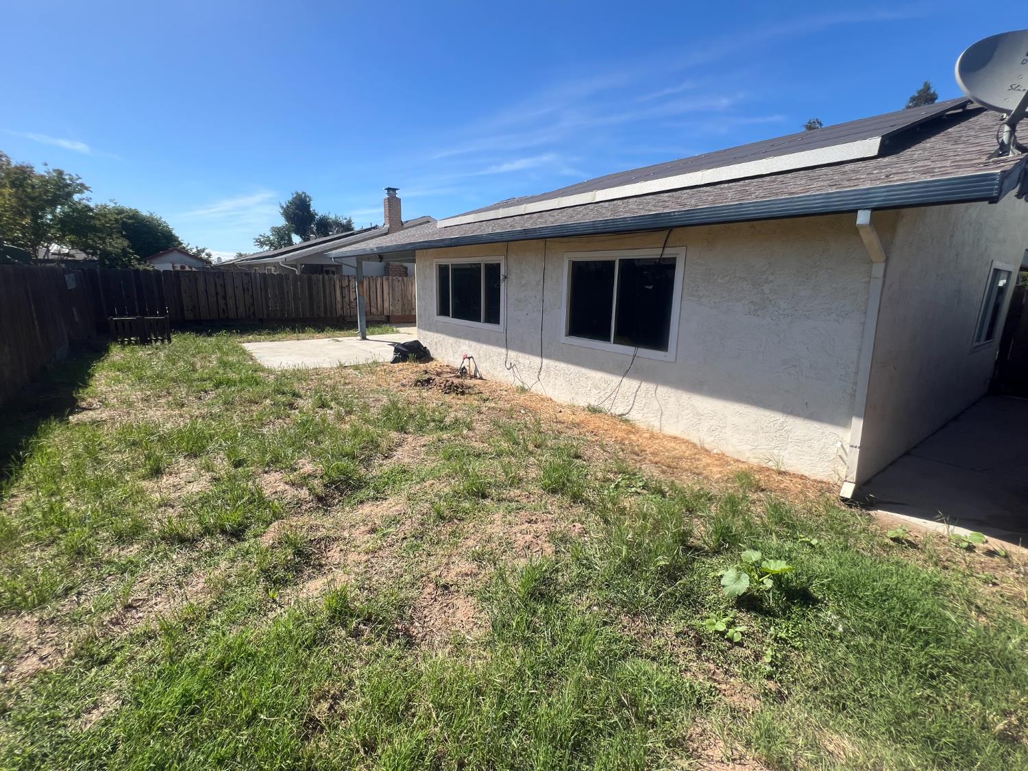 1048 Aspen Dr, Manteca, CA 95336