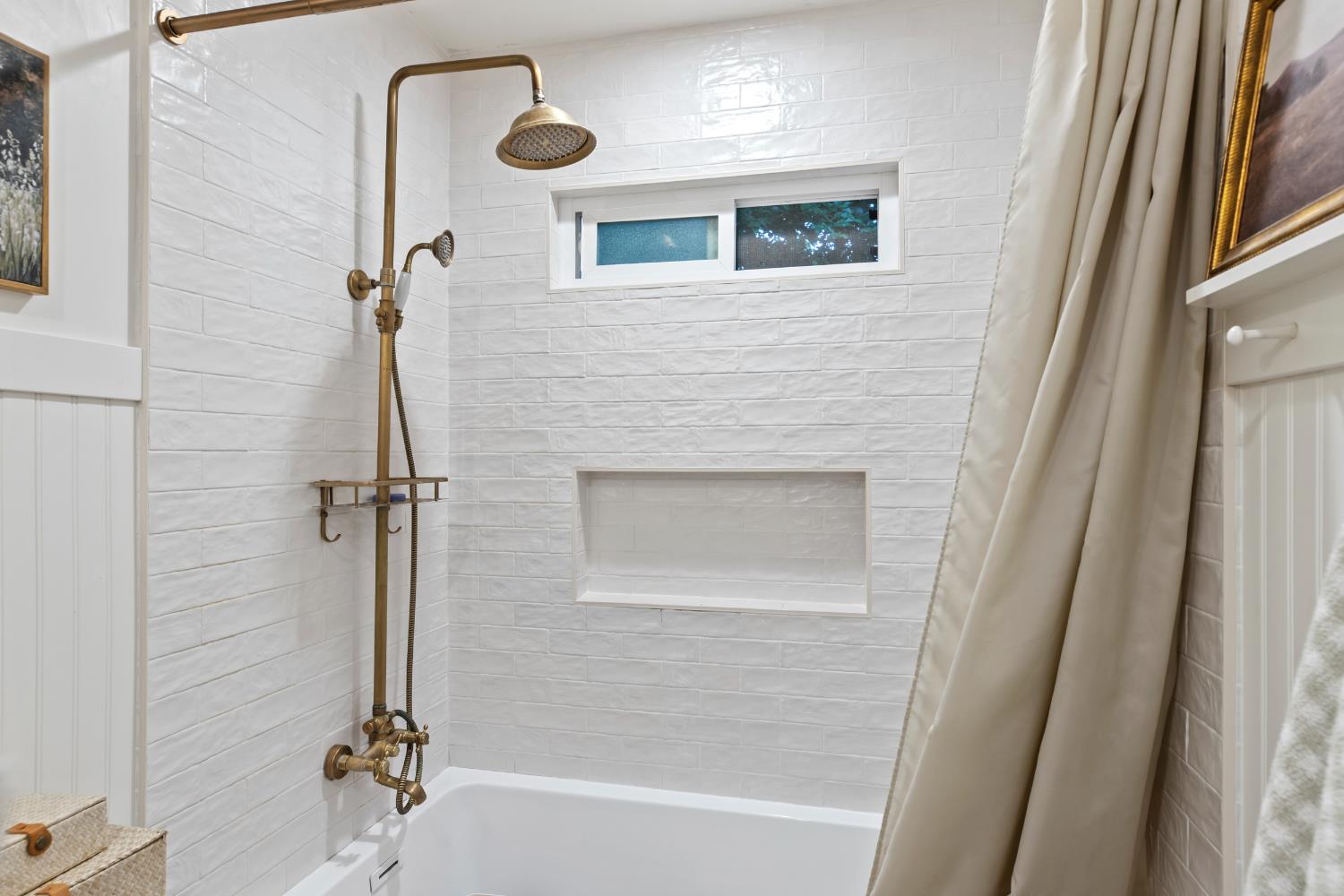 1420 California Ave, Turlock, CA 95380