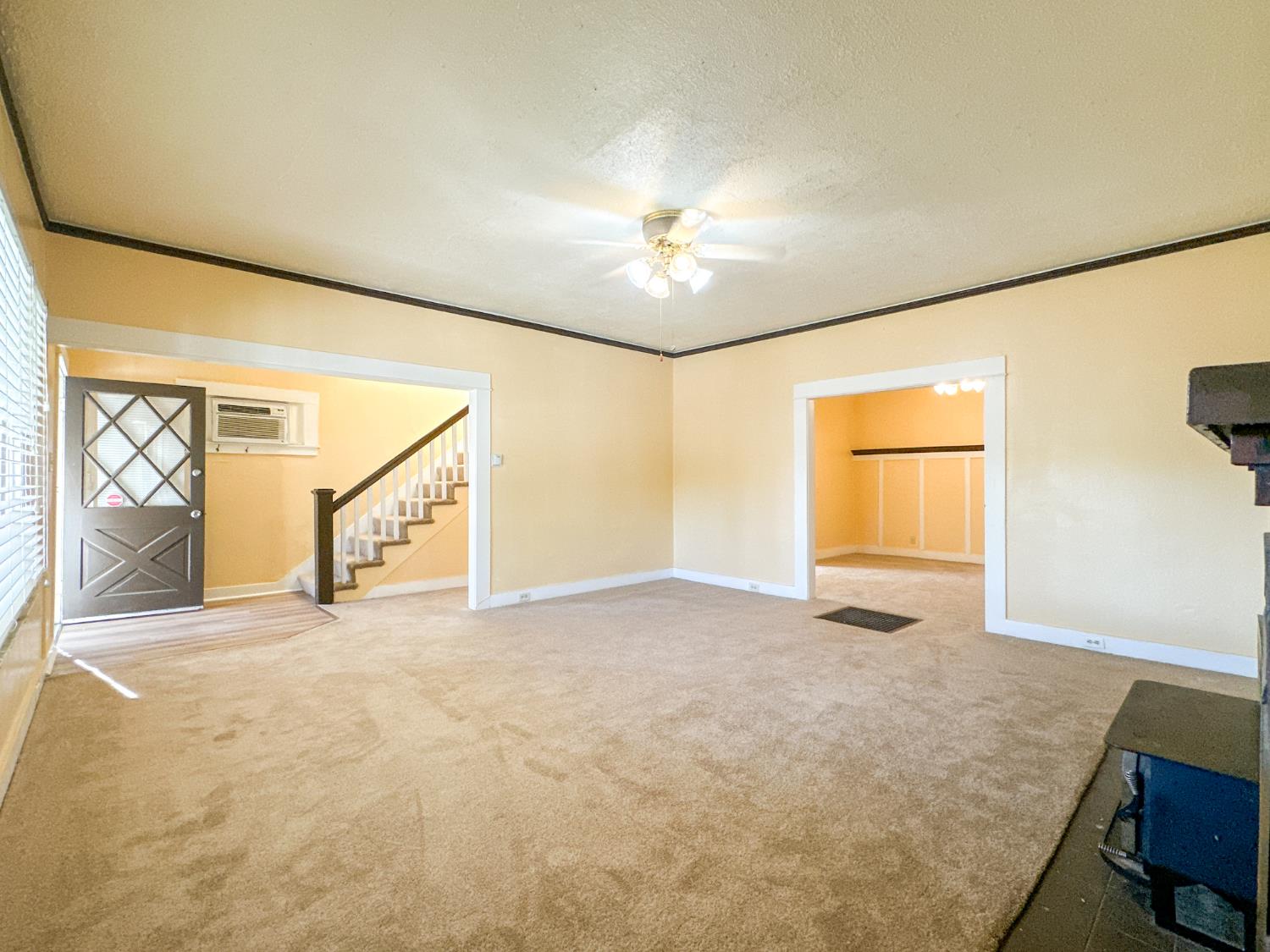 123 Almond Ave, Modesto, CA 95354