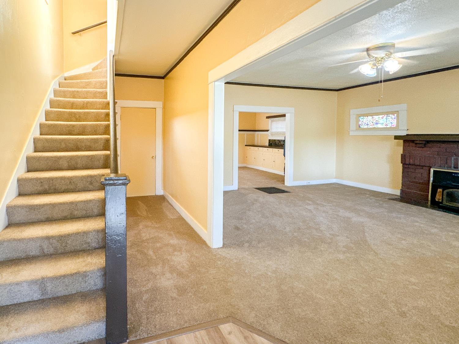 123 Almond Ave, Modesto, CA 95354