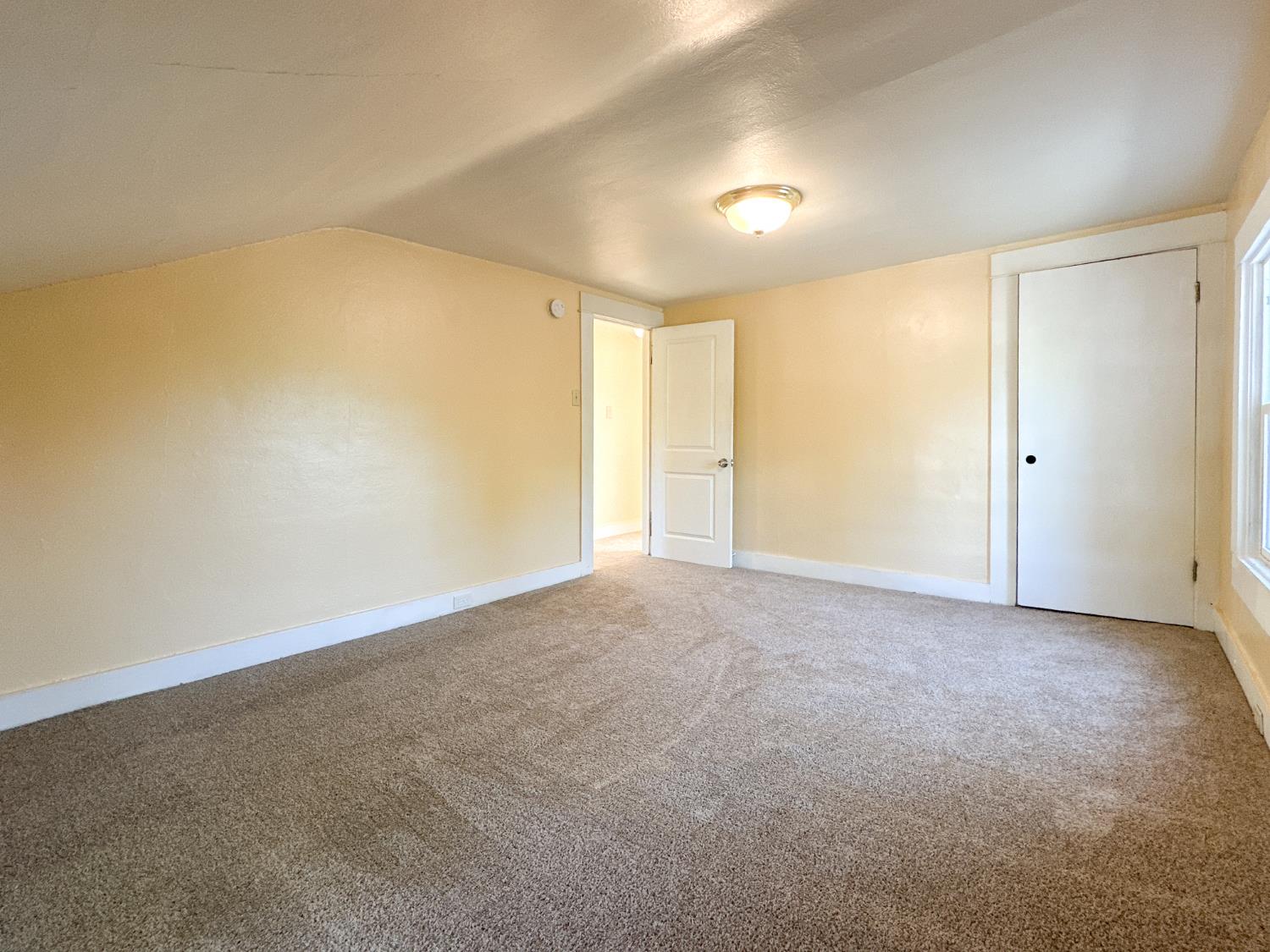 123 Almond Ave, Modesto, CA 95354