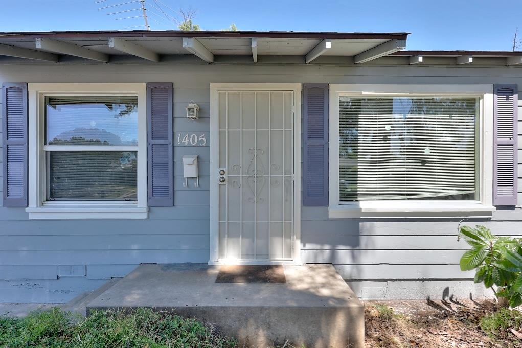 1405 Teresa St, Modesto, CA 95350