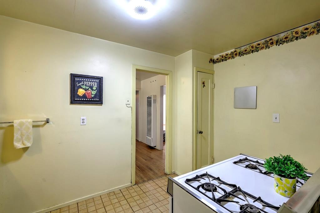 1405 Teresa St, Modesto, CA 95350