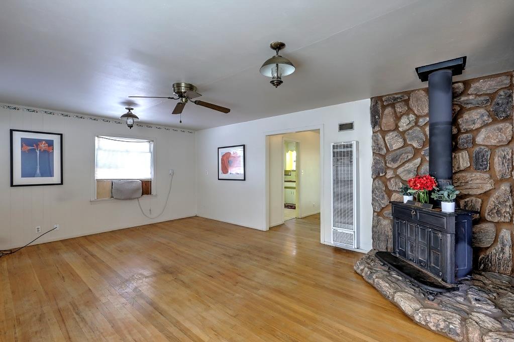 1405 Teresa St, Modesto, CA 95350