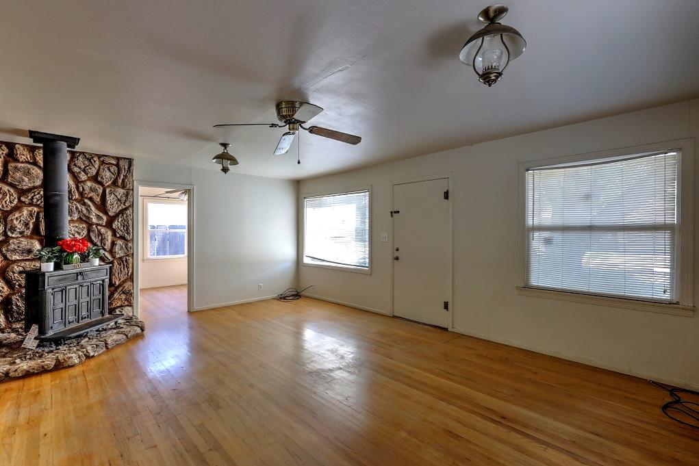 1405 Teresa St, Modesto, CA 95350