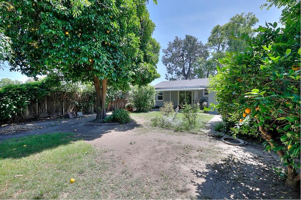 1405 Teresa St, Modesto, CA 95350