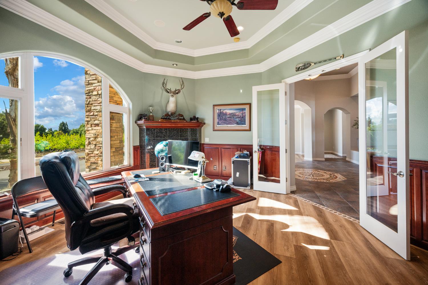 10714 Amerine Ln, Oakdale, CA 95361