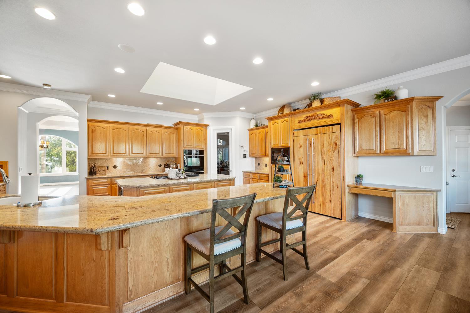 10714 Amerine Ln, Oakdale, CA 95361