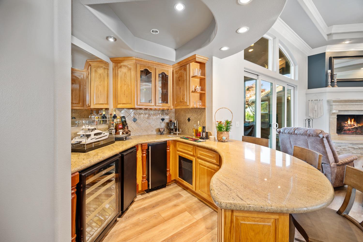 10714 Amerine Ln, Oakdale, CA 95361