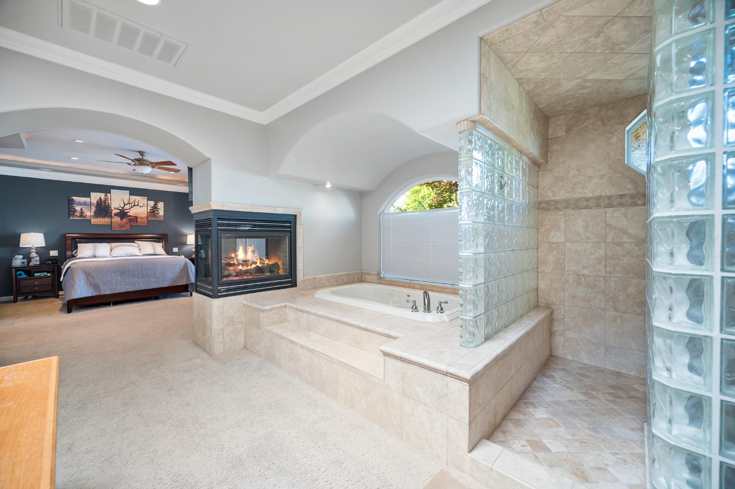 10714 Amerine Ln, Oakdale, CA 95361