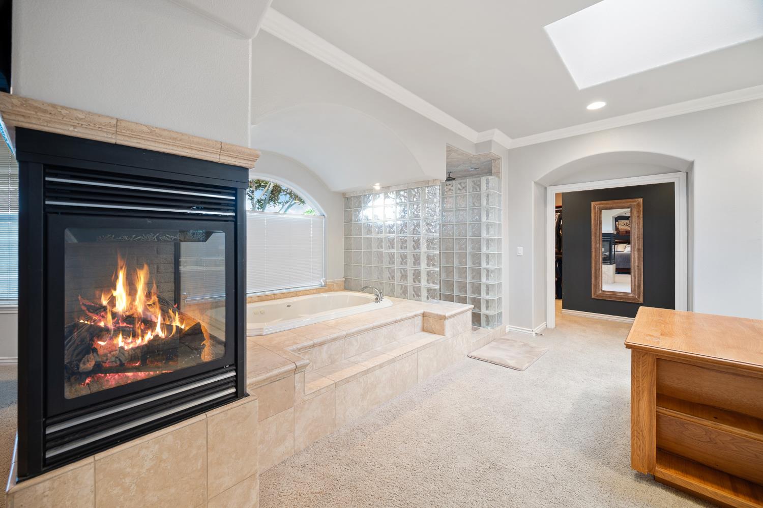 10714 Amerine Ln, Oakdale, CA 95361