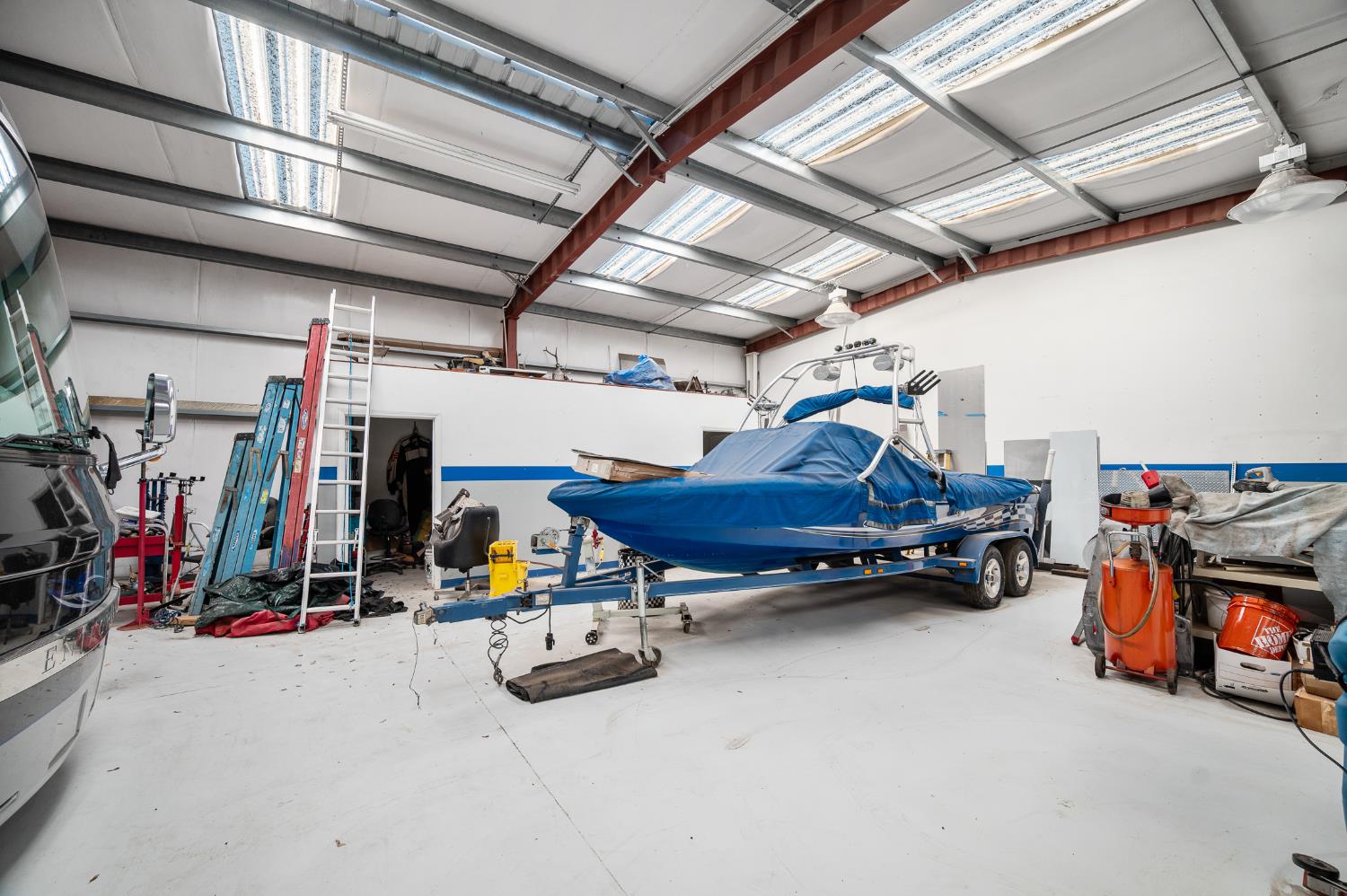 10714 Amerine Ln, Oakdale, CA 95361