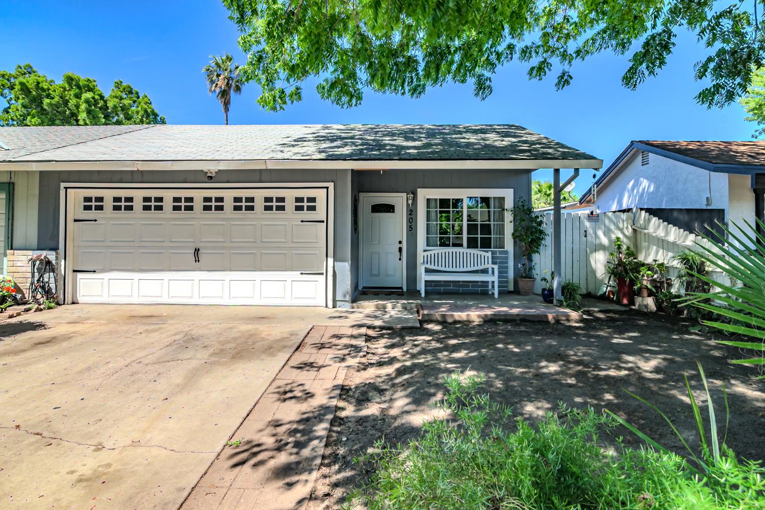 205 Carmillita Way, Modesto, CA 95354