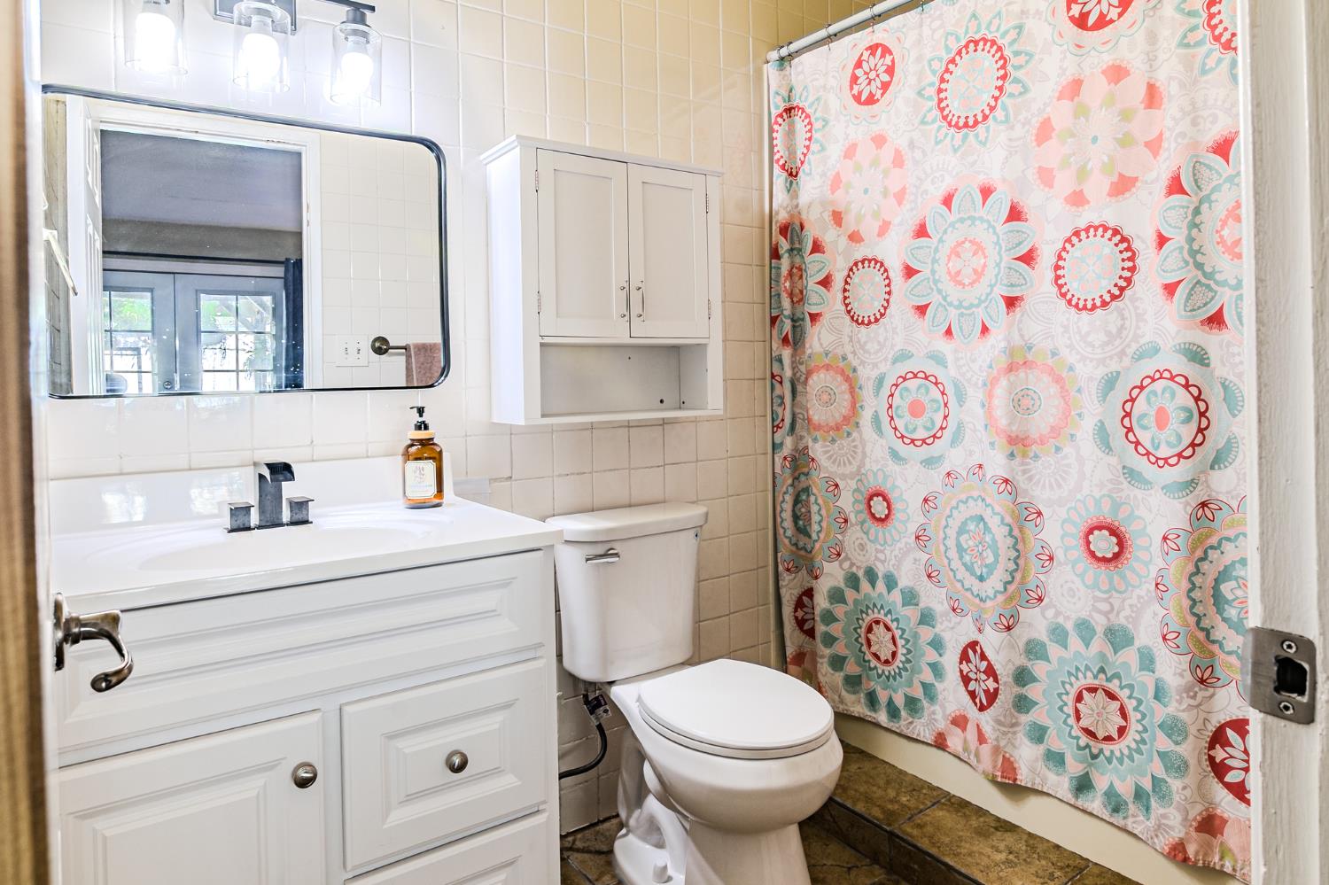 205 Carmillita Way, Modesto, CA 95354