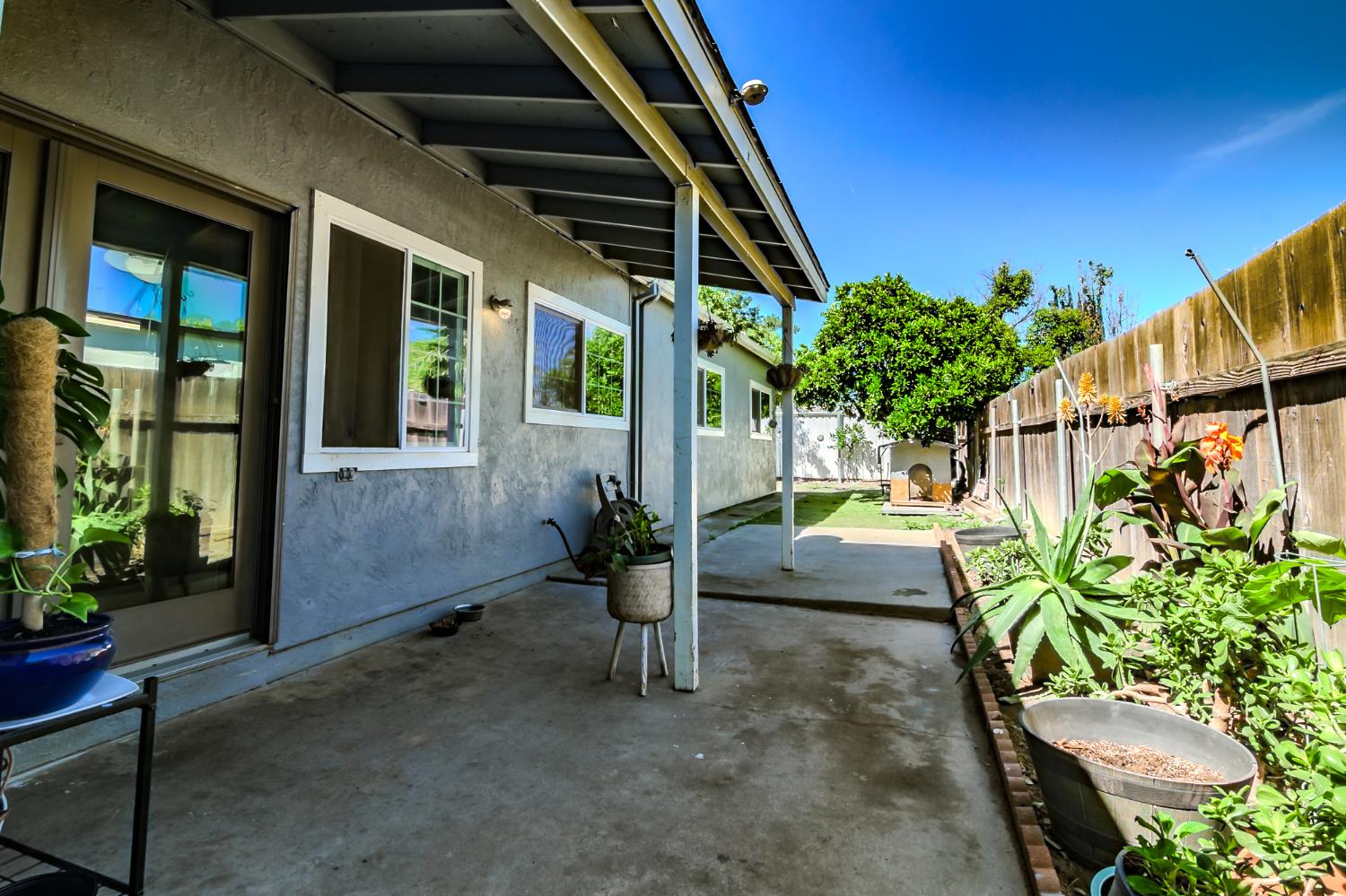 205 Carmillita Way, Modesto, CA 95354