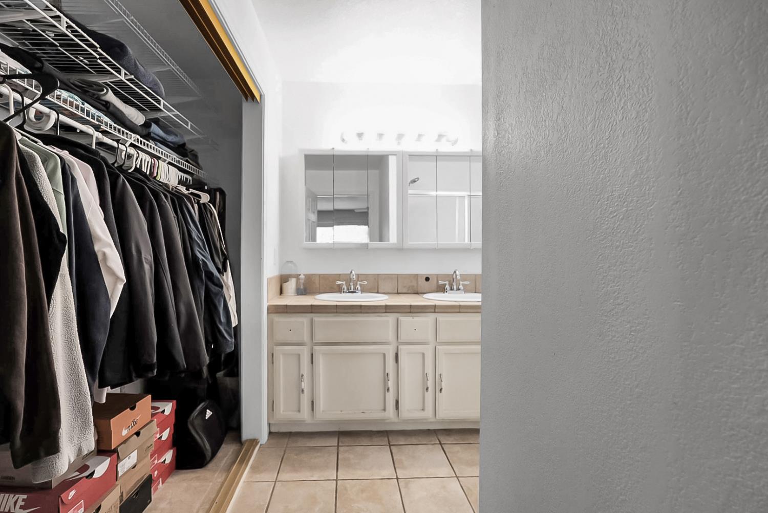 2145 Northridge Dr, Modesto, CA 95350