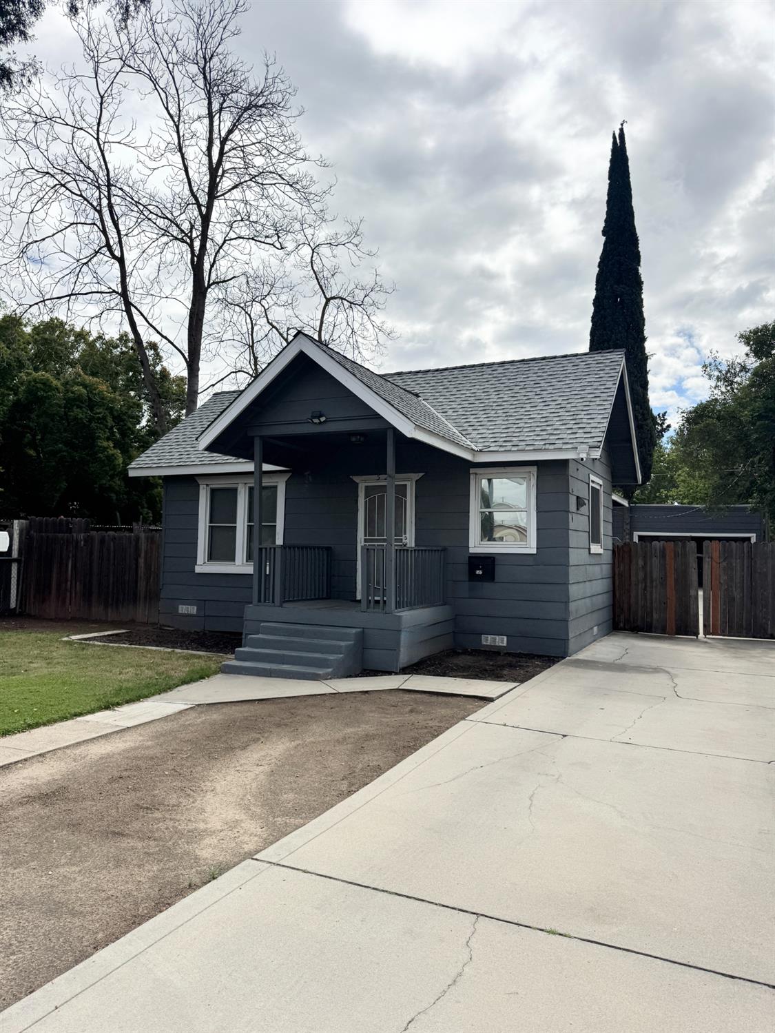 522 Wolfe Ave, Turlock, CA 95380