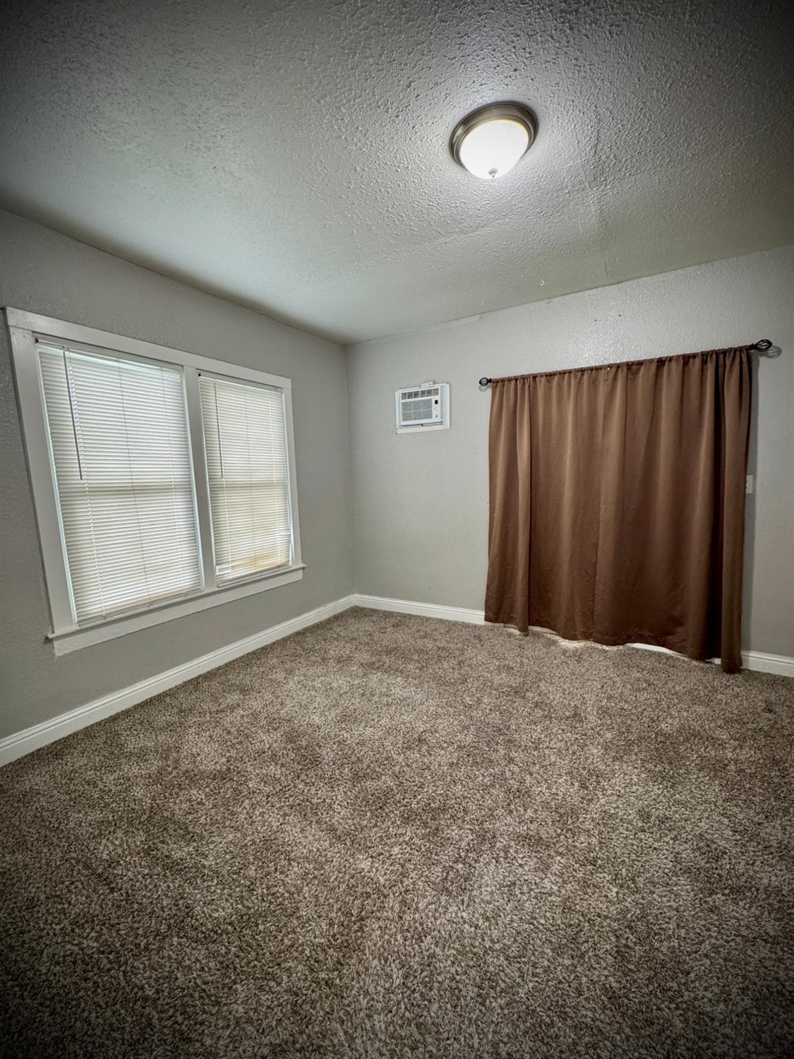 522 Wolfe Ave, Turlock, CA 95380