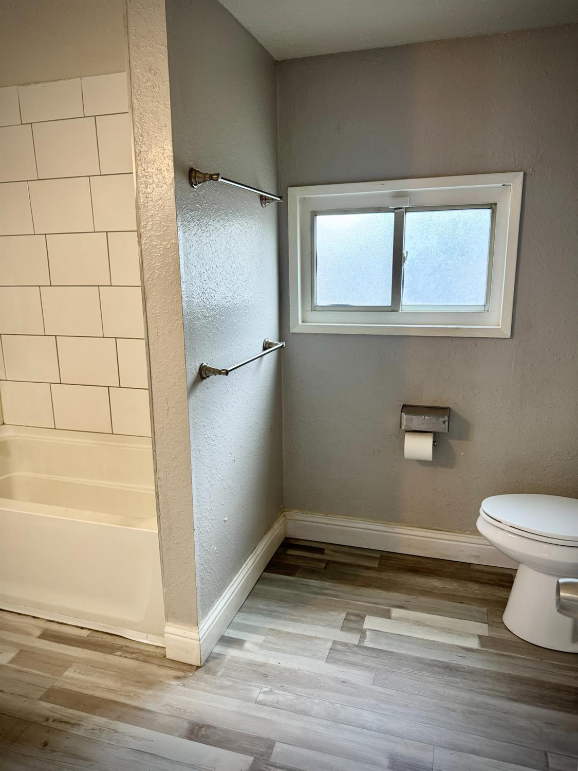 522 Wolfe Ave, Turlock, CA 95380