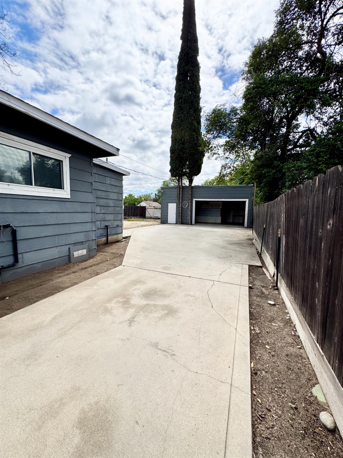 522 Wolfe Ave, Turlock, CA 95380