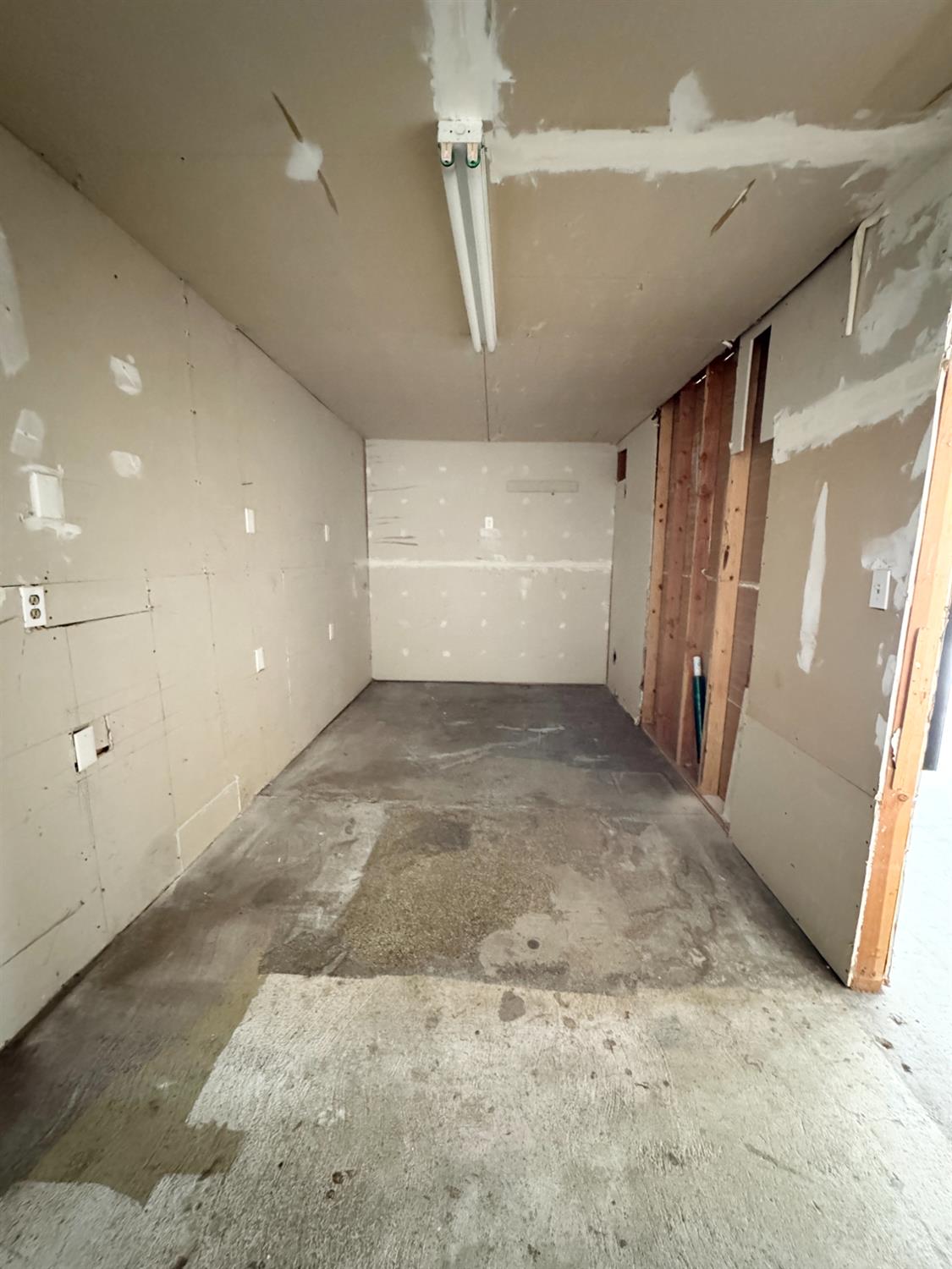 522 Wolfe Ave, Turlock, CA 95380