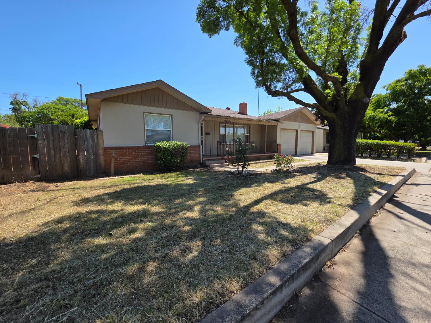 1416 Tully Rd, Modesto, CA 95350