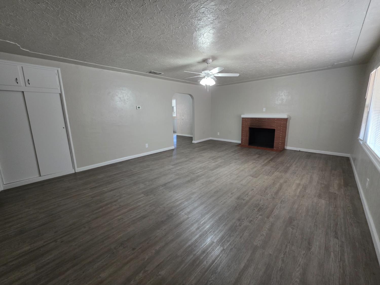 1416 Tully Rd, Modesto, CA 95350