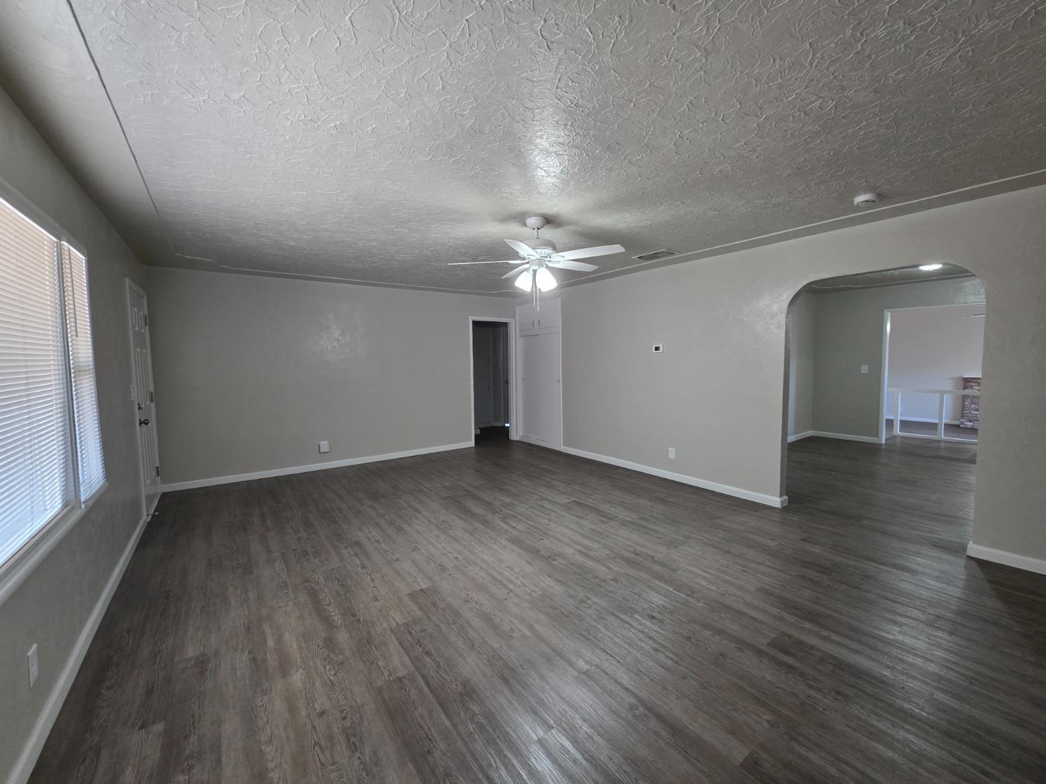 1416 Tully Rd, Modesto, CA 95350