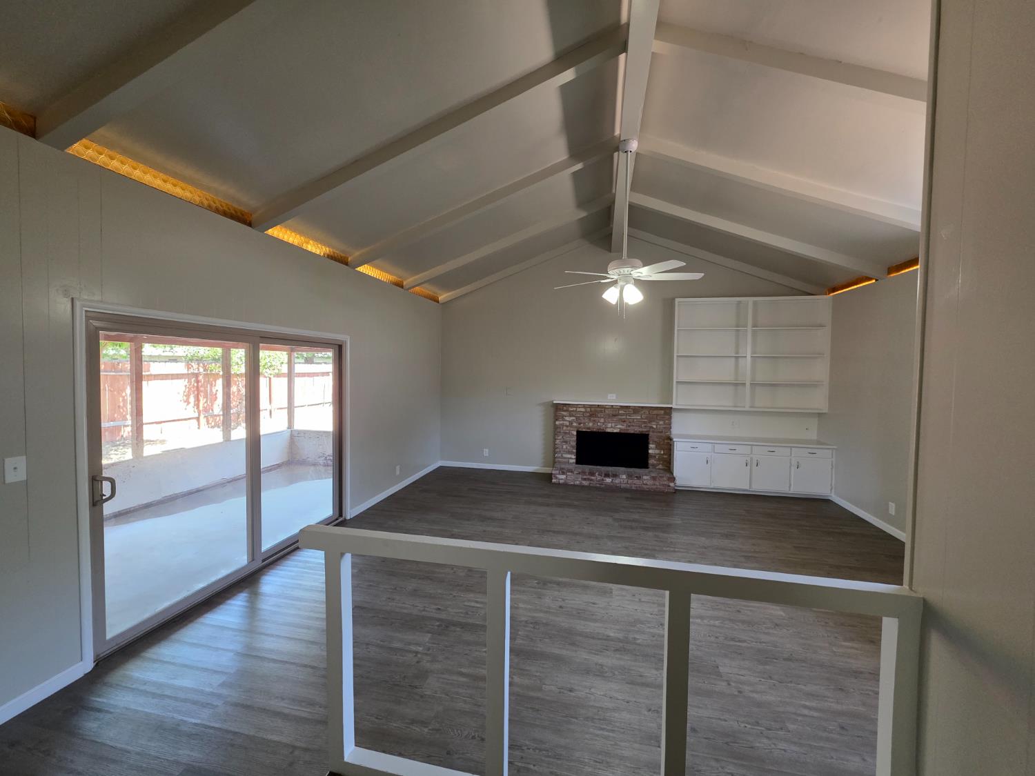 1416 Tully Rd, Modesto, CA 95350