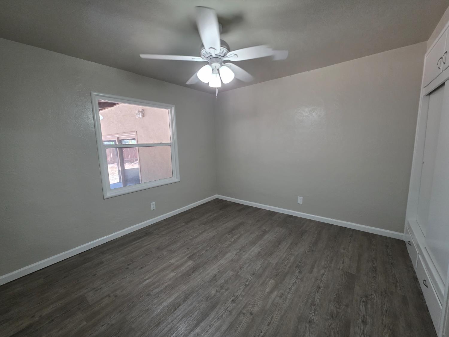 1416 Tully Rd, Modesto, CA 95350