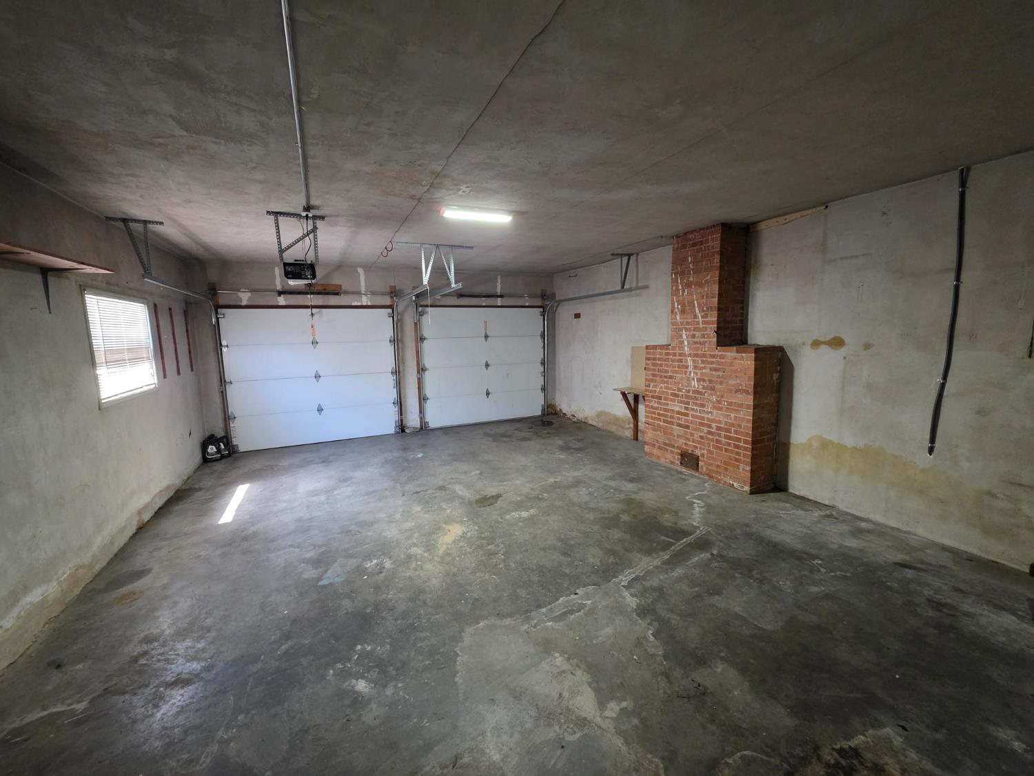 1416 Tully Rd, Modesto, CA 95350