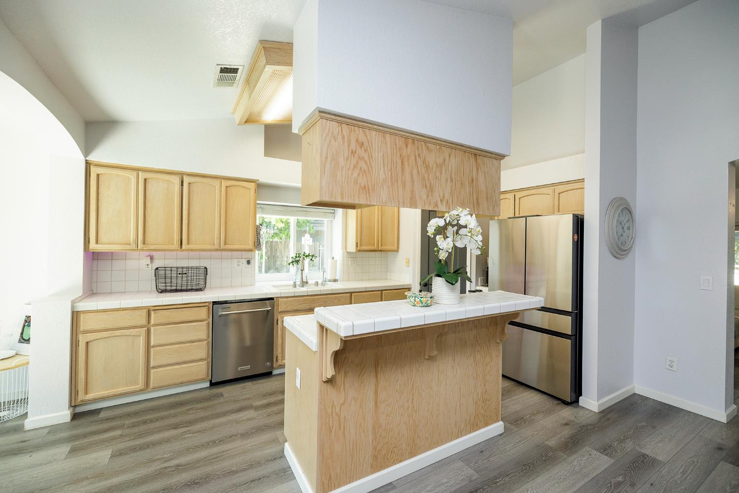 1336 NW Tranquil Ln, Ceres, CA 95307