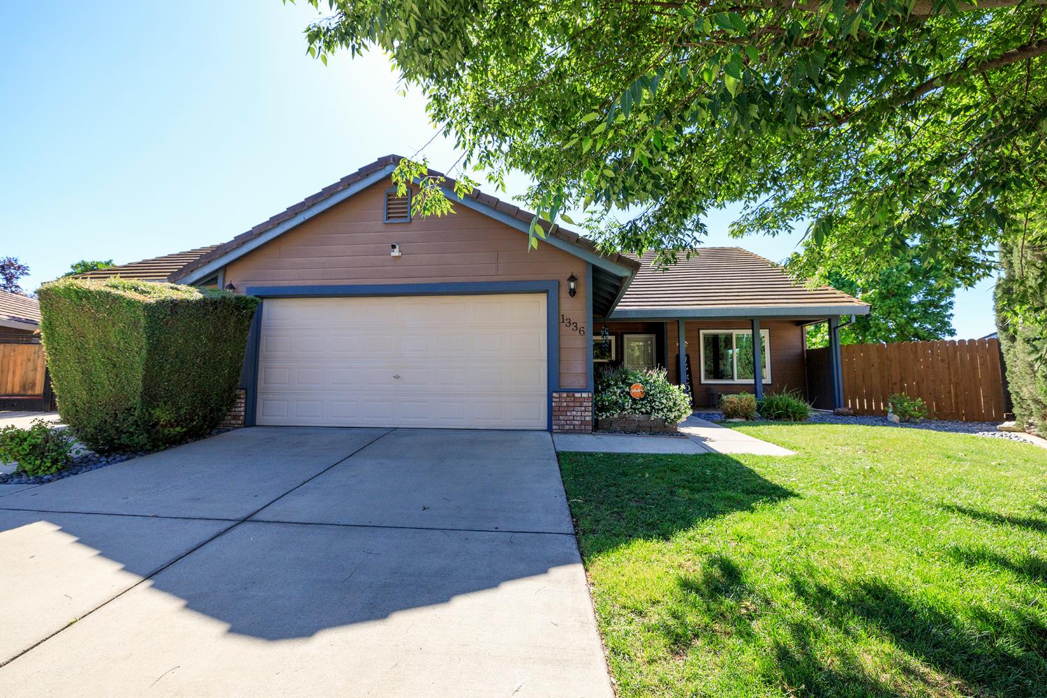 1336 NW Tranquil Ln, Ceres, CA 95307