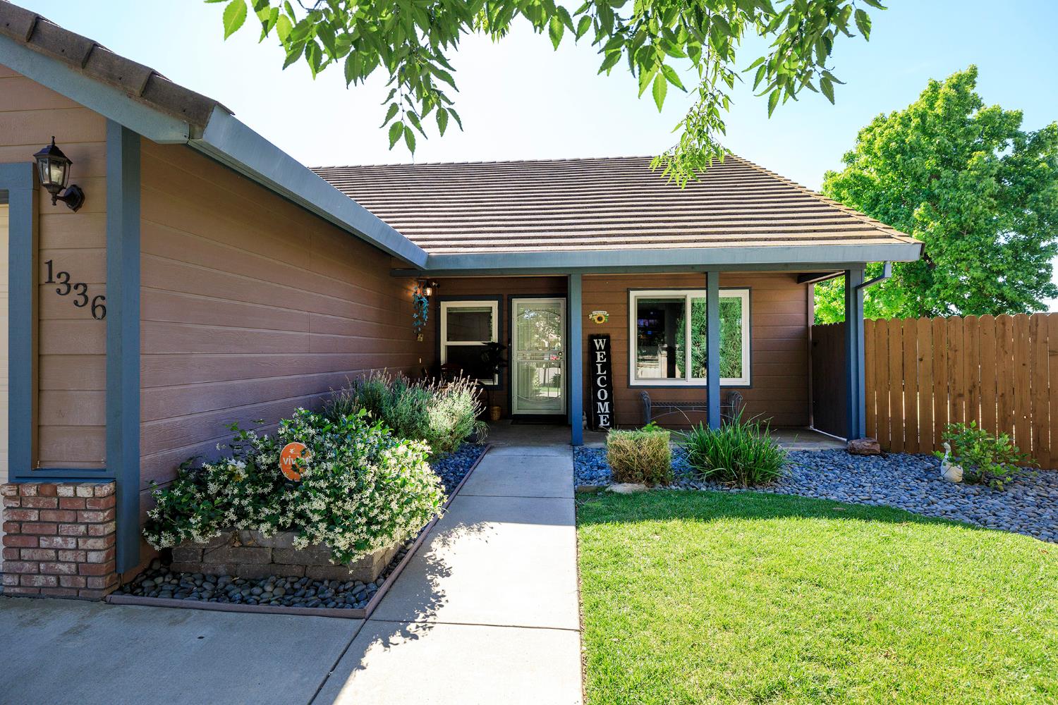 1336 NW Tranquil Ln, Ceres, CA 95307