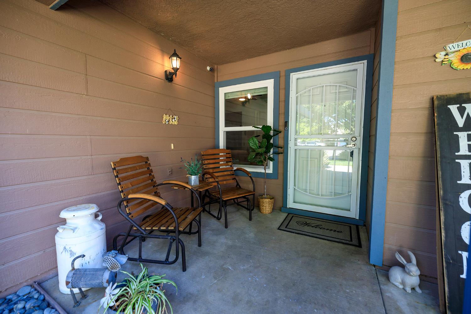 1336 NW Tranquil Ln, Ceres, CA 95307