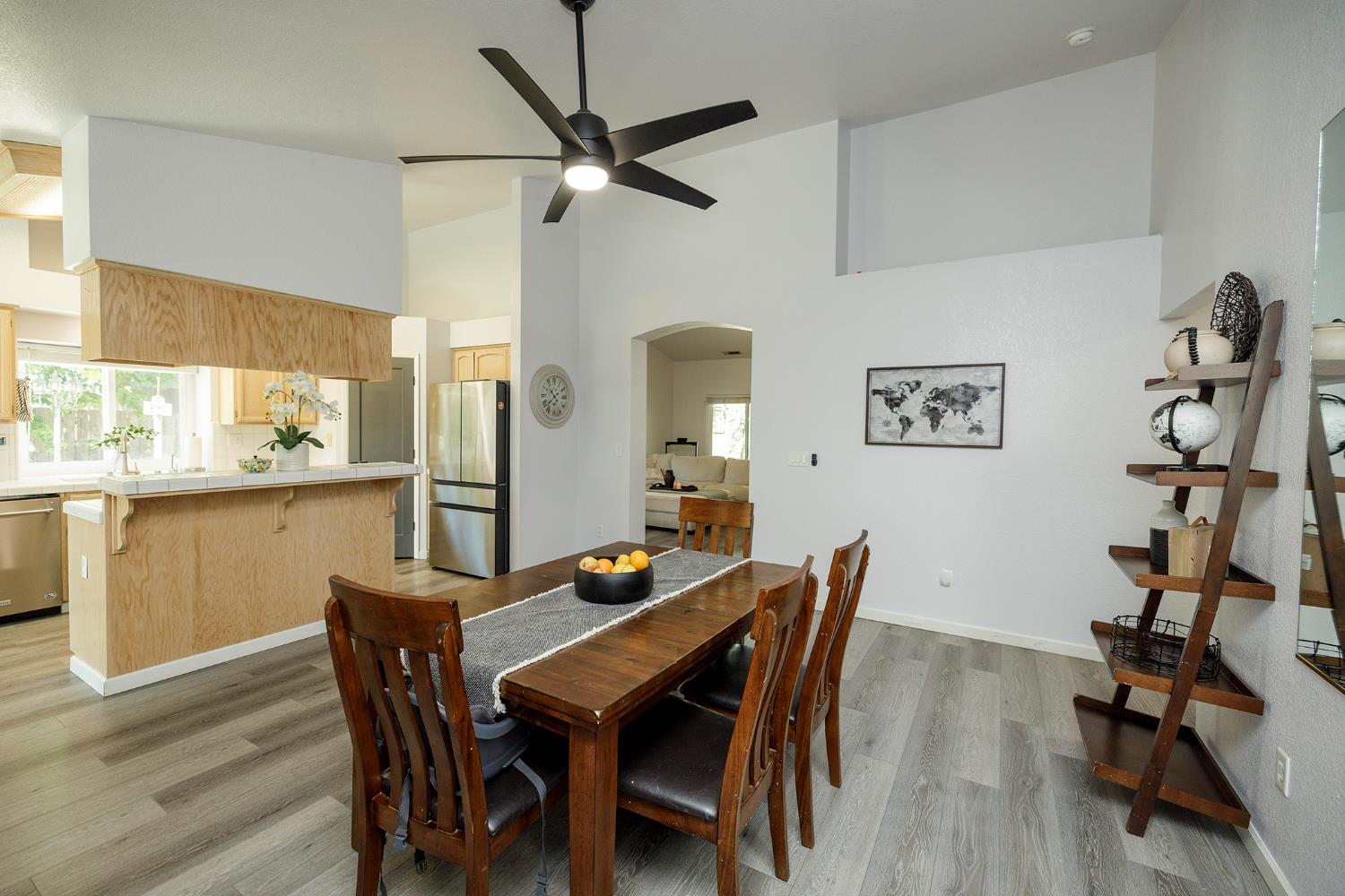 1336 NW Tranquil Ln, Ceres, CA 95307