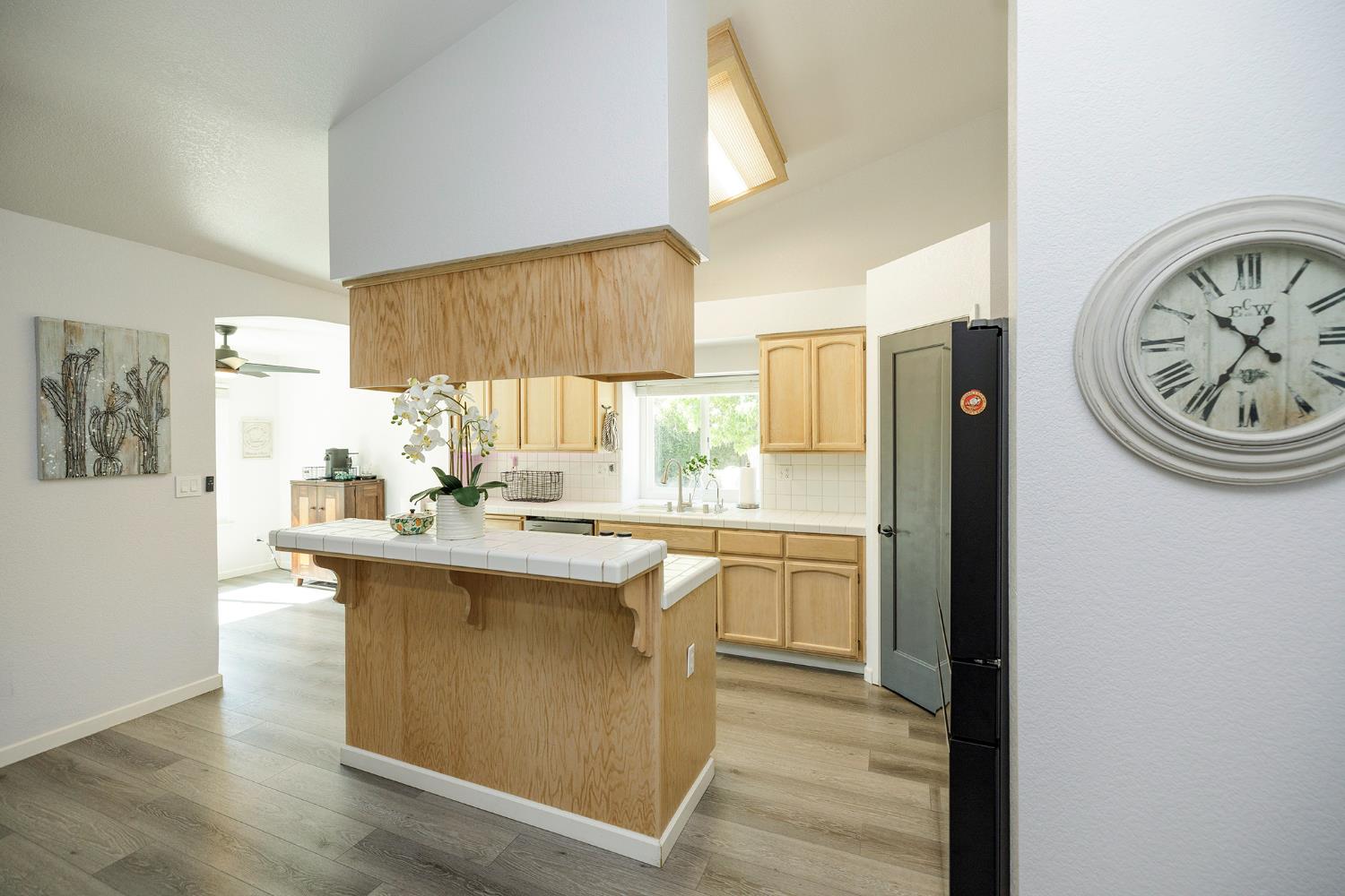 1336 NW Tranquil Ln, Ceres, CA 95307