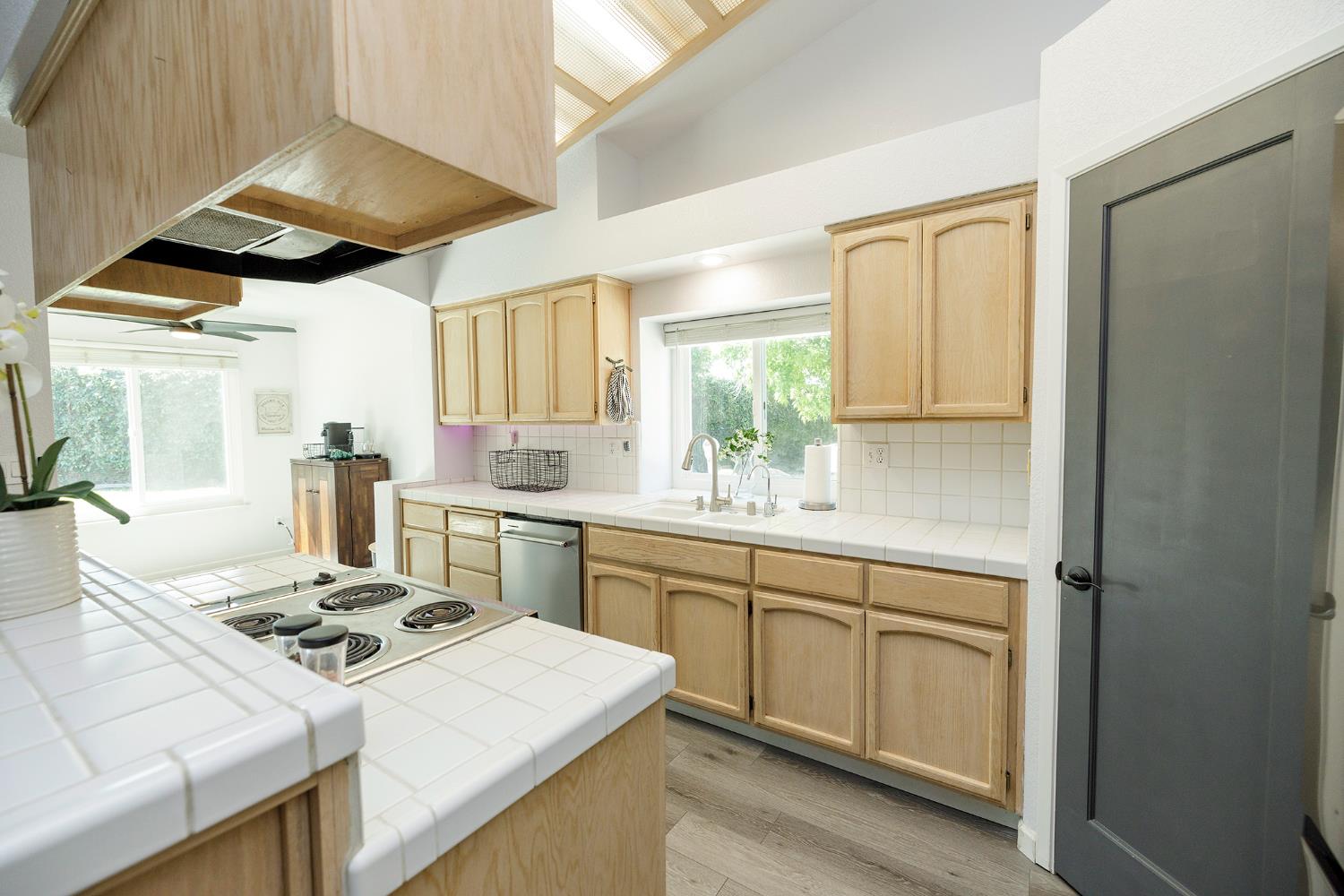 1336 NW Tranquil Ln, Ceres, CA 95307