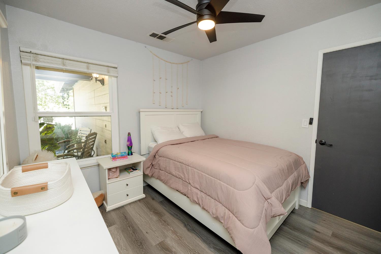 1336 NW Tranquil Ln, Ceres, CA 95307