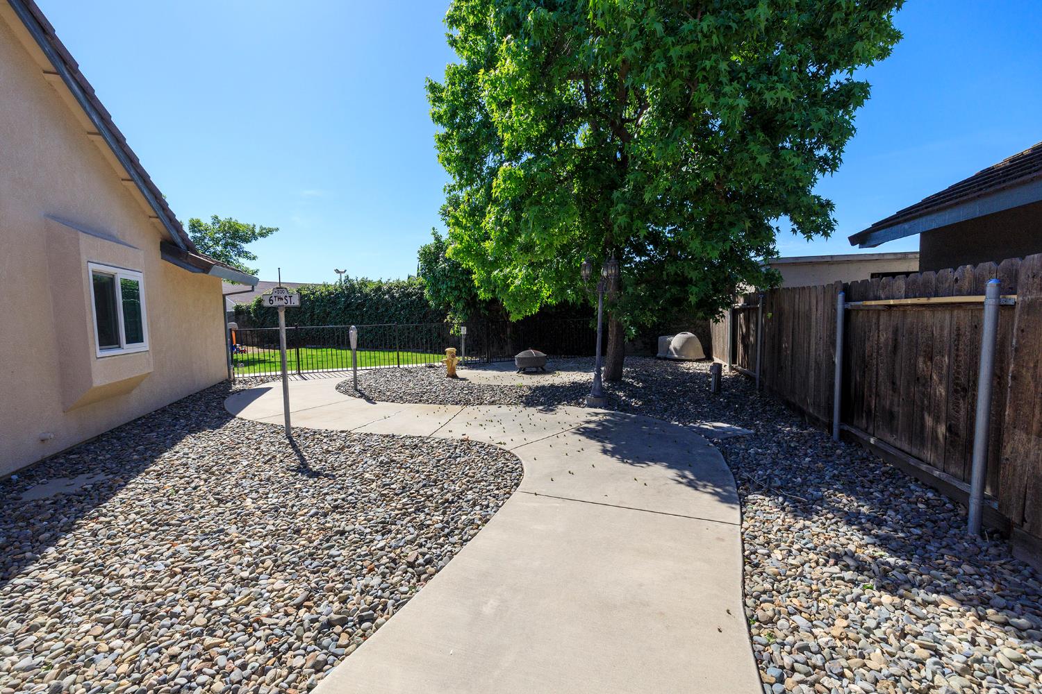 1336 NW Tranquil Ln, Ceres, CA 95307