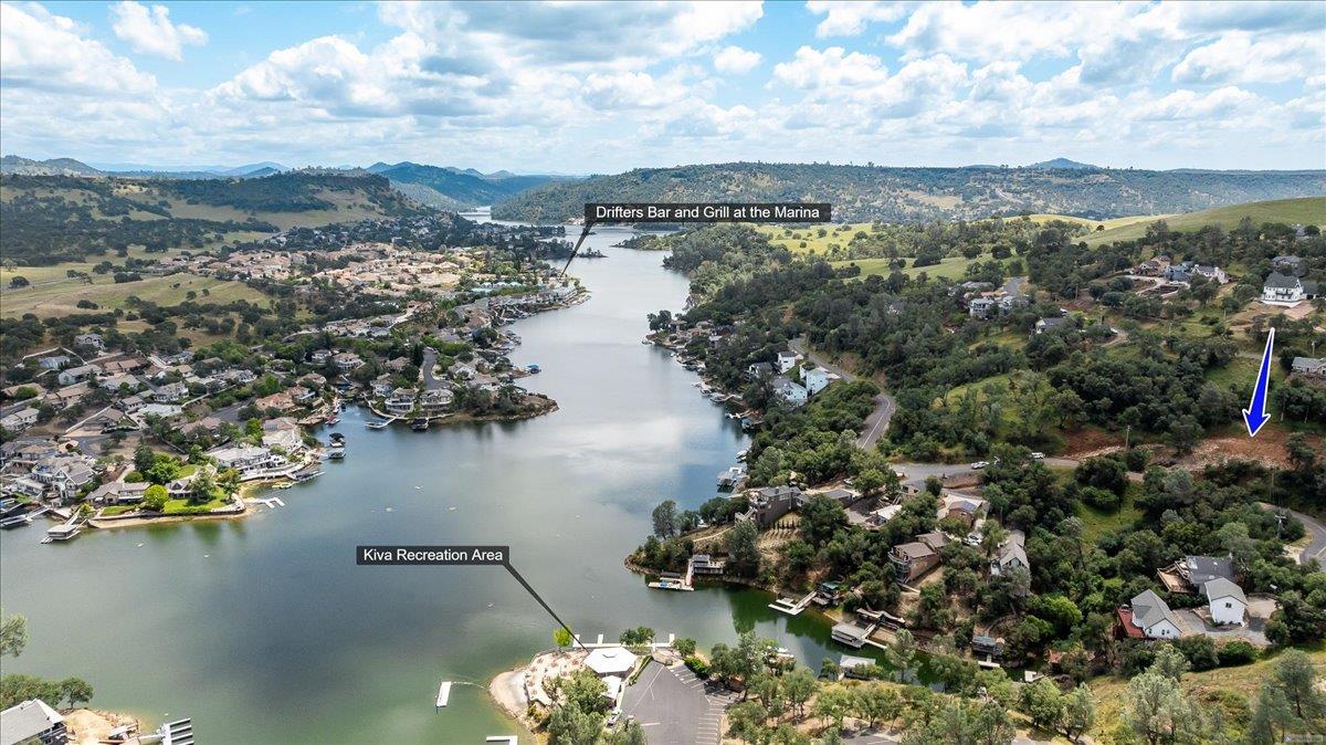 4756 Lakeshore Dr, Copperopolis, CA 95228