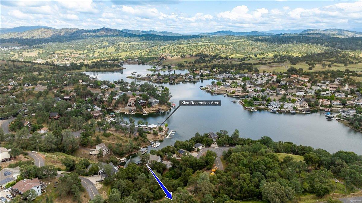 4756 Lakeshore Dr, Copperopolis, CA 95228