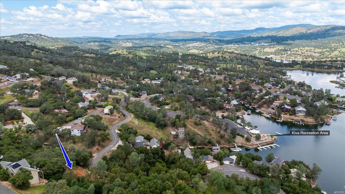 4756 Lakeshore Dr, Copperopolis, CA 95228