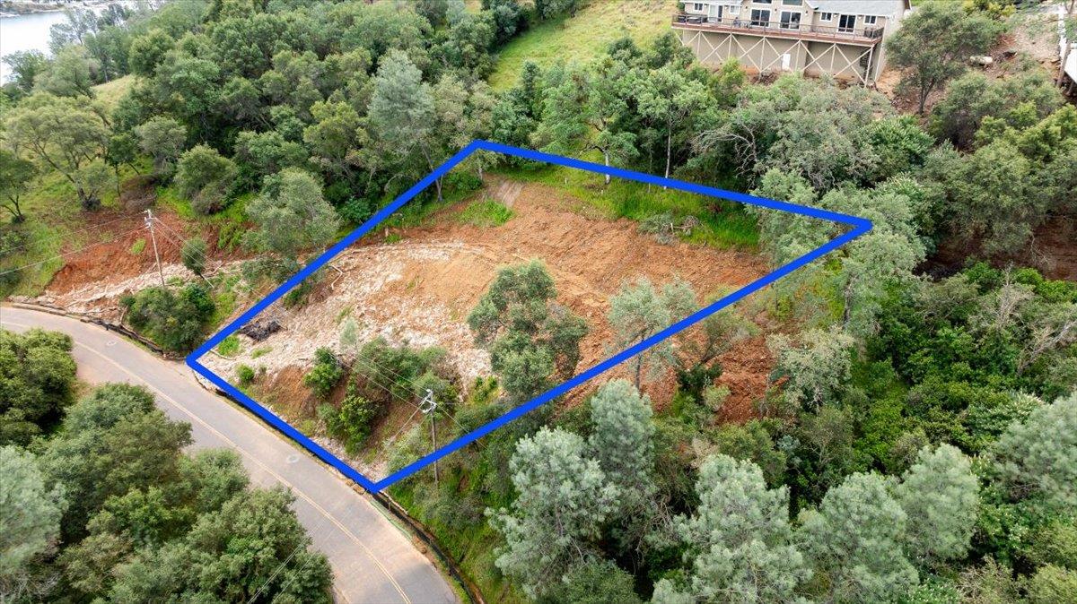 4756 Lakeshore Dr, Copperopolis, CA 95228