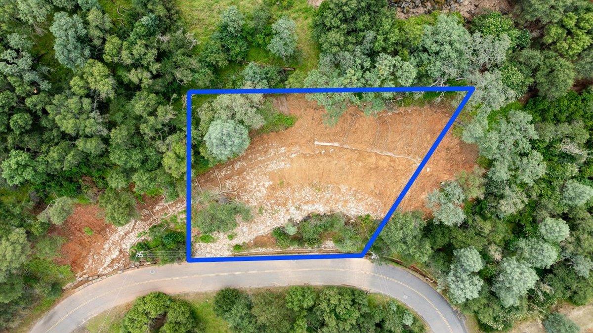 4756 Lakeshore Dr, Copperopolis, CA 95228