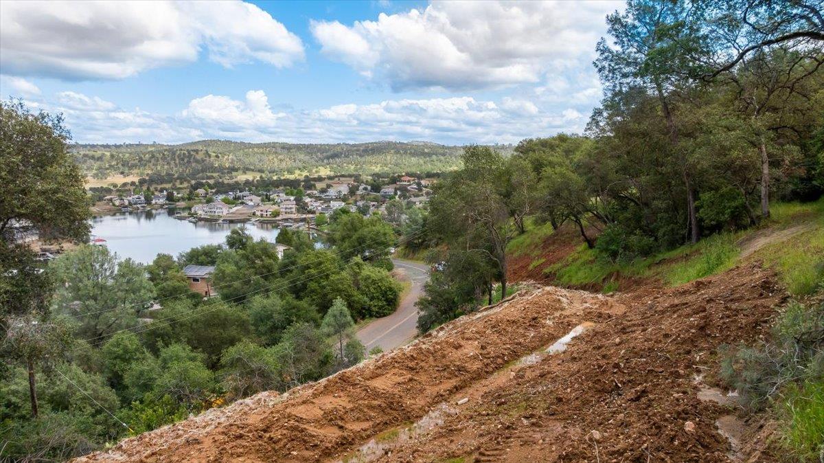 4756 Lakeshore Dr, Copperopolis, CA 95228